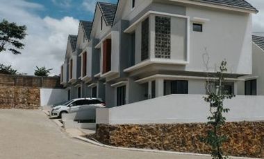 RUMAH DI PADASUKA DEKAT KE TERMINAL CICAHEUM DISCOUNT DP HINGGA 45 JUTA