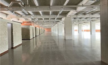 SE ARRIENDA OFICINA , SECTOR GUAYABAL