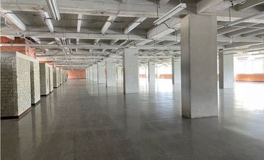 SE ARRIENDA OFICINA , SECTOR GUAYABAL