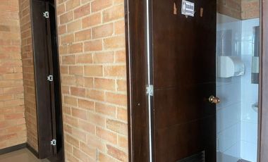 bodega en arriendo/venta en funza. Cod V11187