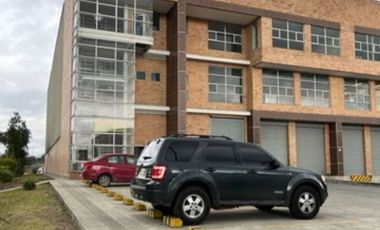 bodega en arriendo/venta en funza. Cod V11187