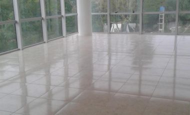 Excelente Oficina en alquiler - Amaneceres Office (Canning)