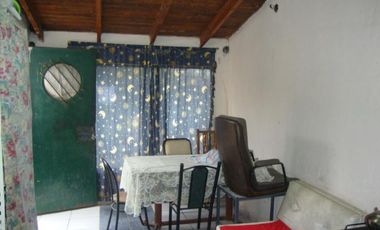 Casa - Burzaco