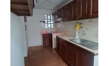 Acogedor Y Amplio Departamento En Urb. Santa Edelmira (3Er Piso)