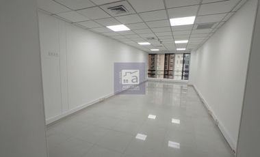 COD. 5856 - SE ARRIENDA OFICINA - BARRIO: SOTOMAYOR