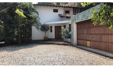 Casa en Arriendo en Envigado sector Las Brujas
