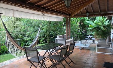 Casa en Arriendo en Envigado sector Las Brujas