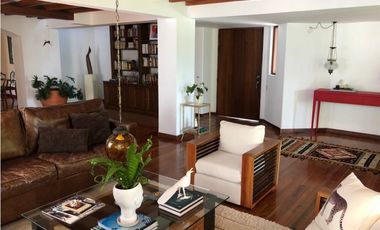 Casa en Arriendo en Envigado sector Las Brujas