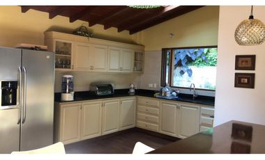 Casa en Arriendo en Envigado sector Las Brujas