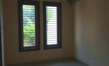 Disewakan rumah di Pulomas Jakarta Timur Kamar 4 Harga Murah