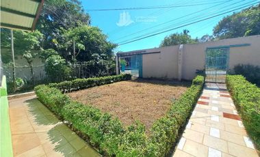 VENDO CASA CON POZO EN LAS LOMAS