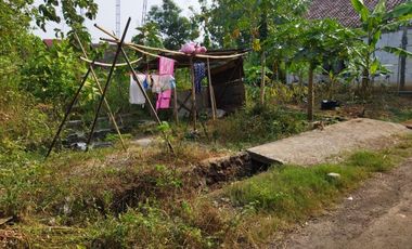 Rumah 1 unit terakhir semi furnish