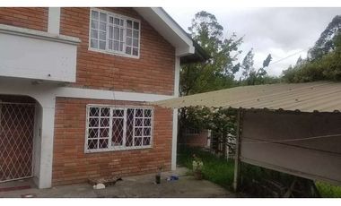 2 casas en venta sector monay guncay totoracocha con amplia area verde