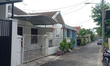 Disewa Rumah Manyar Adi, Surabaya Timur Dekat Pucang, Gubeng-Kertajaya