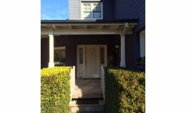 IMPONENTE PROPIEDAD ESTILO AMERICANO DE GRAN CATEGORIA