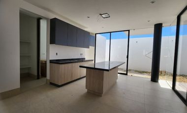 Casa en venta en Residencial San Nicolás Premier, zona Pte.  de Aguascalientes