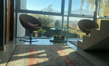 Vive en Pirque: Casa con Piscina, Gimnasio y Entorno Natural