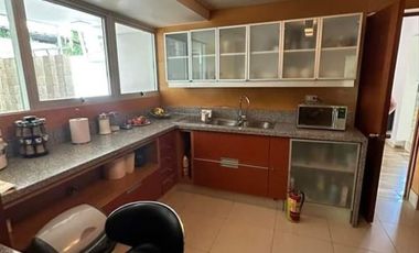 Vive en Pirque: Casa con Piscina, Gimnasio y Entorno Natural