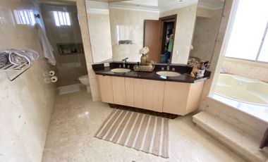 apartamento en venta en la castellana. Cod V8400