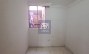 COD. 3594 - SE ARRIENDA APARTAMENTO - BARRIO: COMUNEROS
