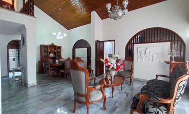 casa en venta en quinta oriental. Cod V30034