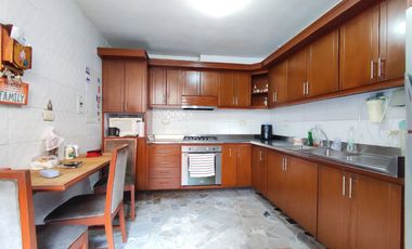 casa en venta en quinta oriental. Cod V30034