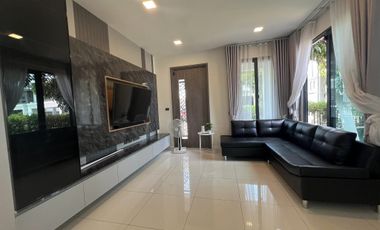 4 Bedroom House for sale at Grand Britania Bangna KM.12