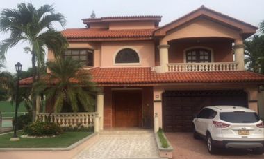 casa condominio en venta en villa campestre. Cod V5100