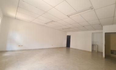 COD. 278 - SE ARRIENDA OFICINA - BARRIO: CENTRO