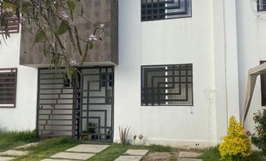 Hacienda Viñedos casa en venta totalmente equipada