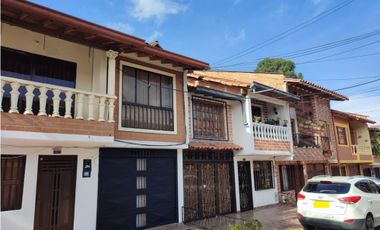 casa en venta en Rionegro  Antioquia  vía aeropuerto. LMT
