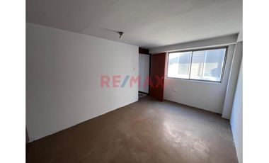Alquiler De Departamento En La Av. José María Eguren