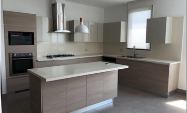 APARTAMENTO 411m2 EN SANTA MARIA, PH VALERY POINT