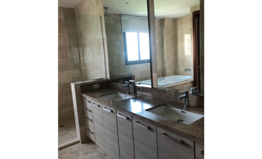 APARTAMENTO 411m2 EN SANTA MARIA, PH VALERY POINT