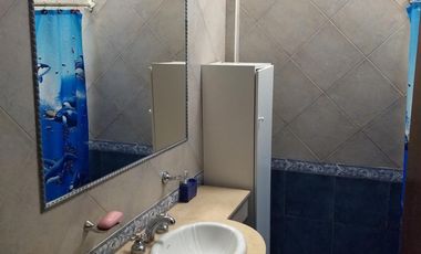 Venta de casa 7 ambientes Casanova