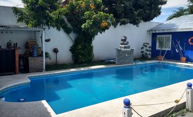 Venta de casa 7 ambientes Casanova