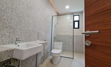 Rumah Mewah dekat Kampus ITB & Gedung Sate Bandung di Cigadung Dago Cash 3,1 M-an