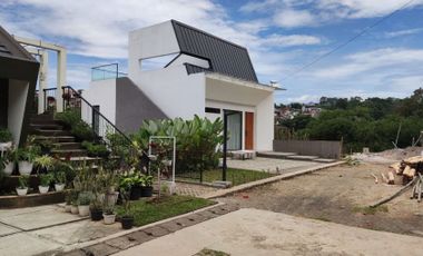 Rumah Mewah dekat Kampus ITB & Gedung Sate Bandung di Cigadung Dago Cash 3,1 M-an