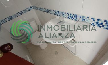 oficina en arriendo en centro. Cod A8511