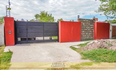 CASA QUINTA CON PILETA, FRANCISCO ALVAREZ