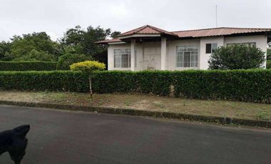 Venta de Casa Urbanizacion Jardines del Rio