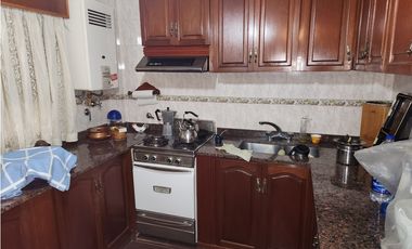 MONTGOLFIER 4660 entre Da Vinci y Del Tejar