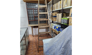 MONTGOLFIER 4660 entre Da Vinci y Del Tejar