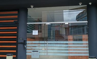 oficina en arriendo en santa barbara oriental. Cod A1285801