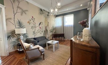 Casa en Venta en Edificio completo de 3 pisos. 6 departamentos y local comercial. Santo Domingo/Miraflores. Metro Bellas Artes