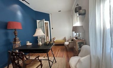 Casa en Venta en Edificio completo de 3 pisos. 6 departamentos y local comercial. Santo Domingo/Miraflores. Metro Bellas Artes