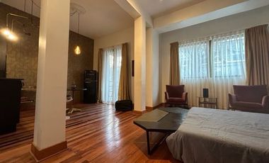 Casa en Venta en Edificio completo de 3 pisos. 6 departamentos y local comercial. Santo Domingo/Miraflores. Metro Bellas Artes