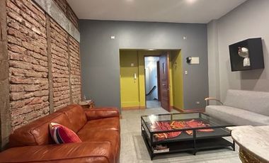 Casa en Venta en Edificio completo de 3 pisos. 6 departamentos y local comercial. Santo Domingo/Miraflores. Metro Bellas Artes