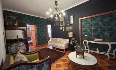 Casa en Venta en Edificio completo de 3 pisos. 6 departamentos y local comercial. Santo Domingo/Miraflores. Metro Bellas Artes