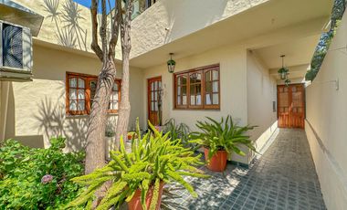 Casa en Venta en Remedios de Escalada Oeste